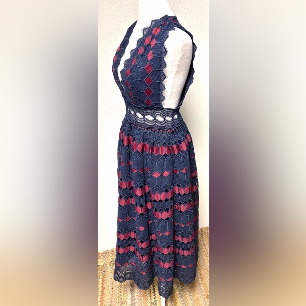 Revolve X by NBD Kristina Navy Blue & Burgundy Crochet Lace Midi Dress NWT
Sz S - Picture 2 of 5